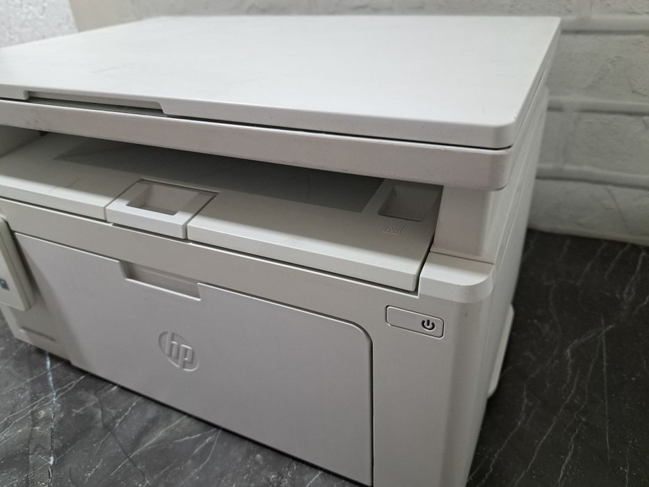 Продам МФУ принтер HP LaserJet Pro M130A  (идеал)