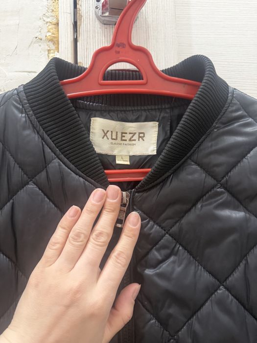 Бомбер куртка осенне-весеняя