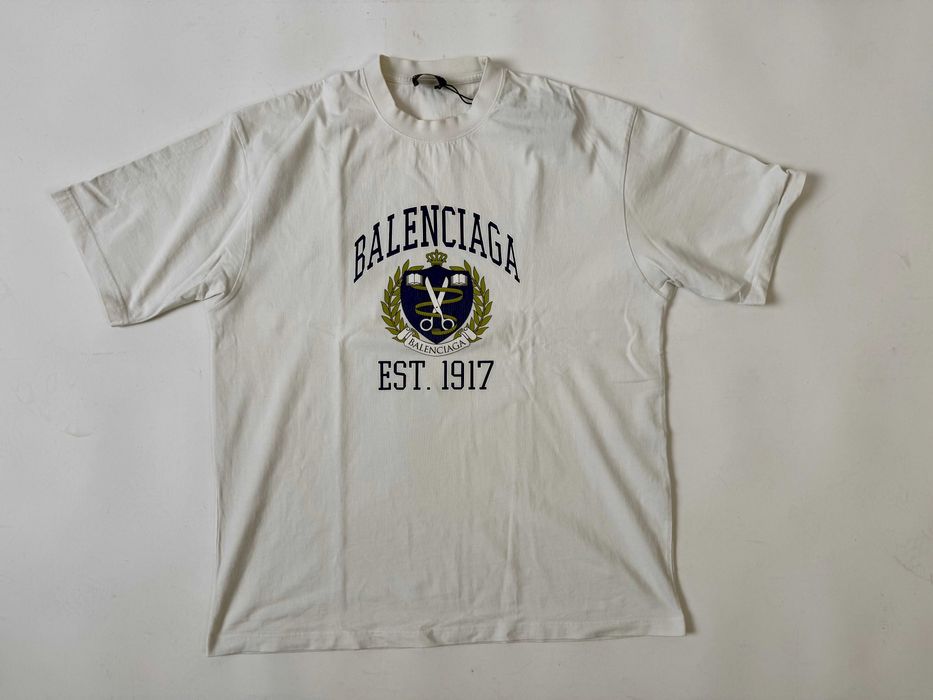 Тениска Balenciaga