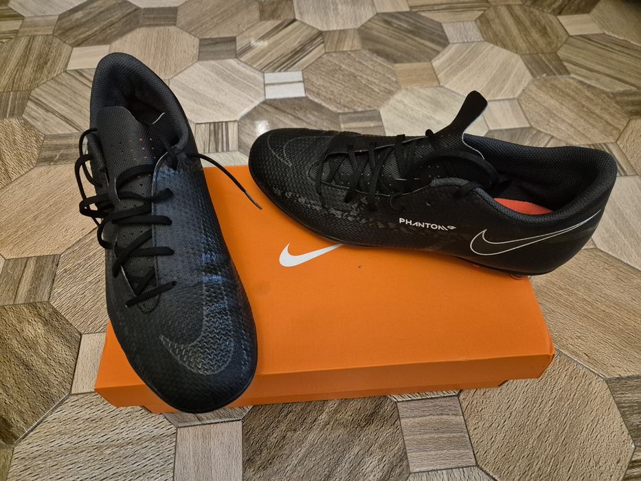 Nike nr  42 Phantom GT2  Ghete fotbal noi in cutie
