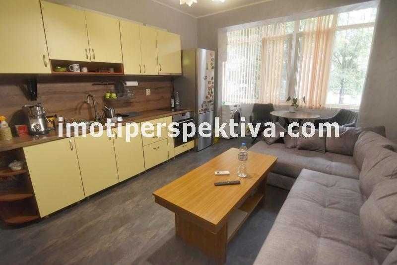 Продава се Тристаен апартамент в Пловдив, Център - 75 кв.м за 2800 €/кв.м - Снимка #1