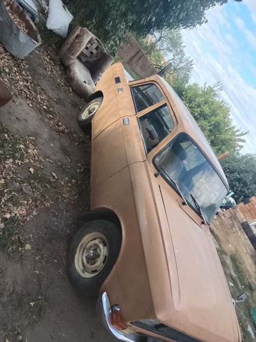 Продам масквичь ..