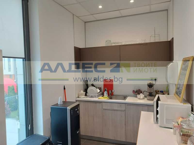 Дава се под наем Офис в София, Младост 4 - 291 кв.м за 3344 € - Снимка #7