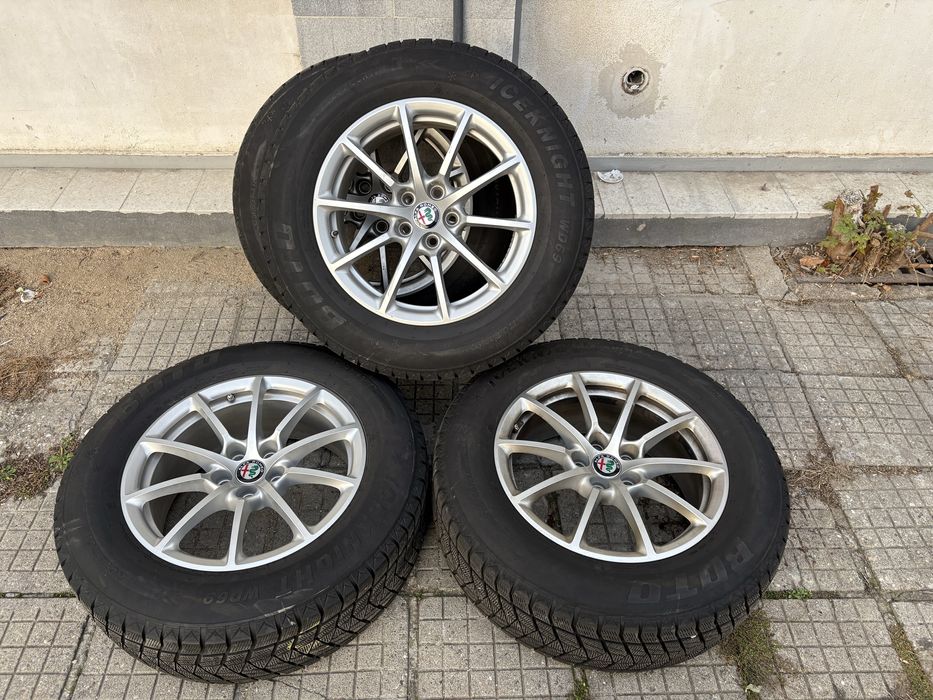 Гуми с джанти Алфа Ромео Stelvio Giulia 235 65 17