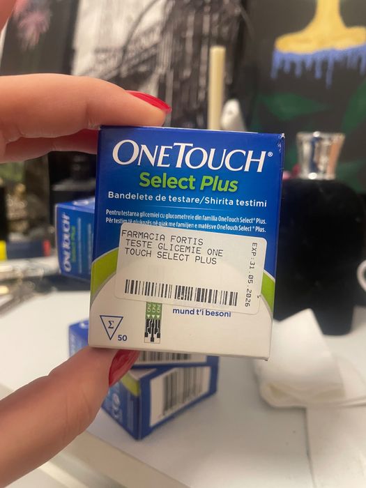 4 cutii teste one touch select plus in termen