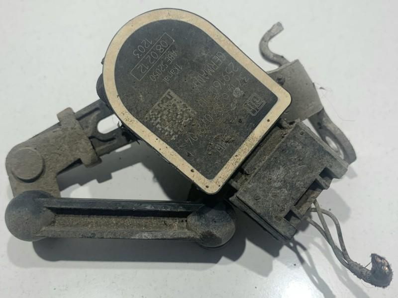 Senzor nivel stanga fata BMW Seria 7 F01, F02 6784072