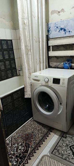 Урганч Шахар сентирда урганч гастроном орка томонида 2 хонали квартира