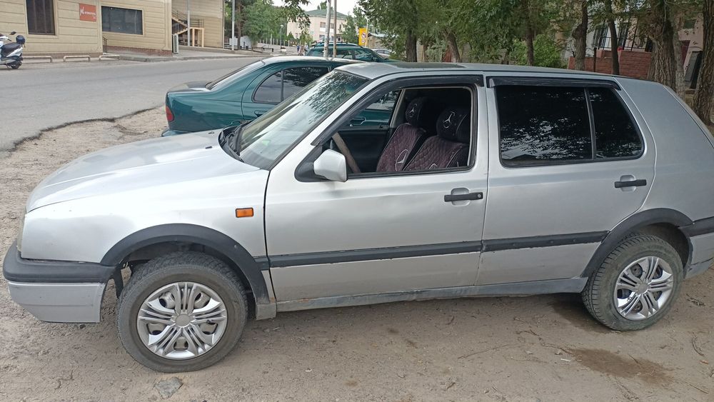 Продам Фольксваген гольф на ходу