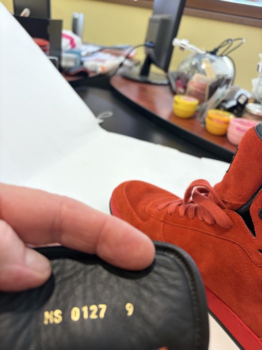 Маратонки Louis Vitton размер 43 червени