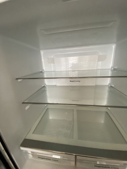 4 - х дверный холодильник DAEWOO