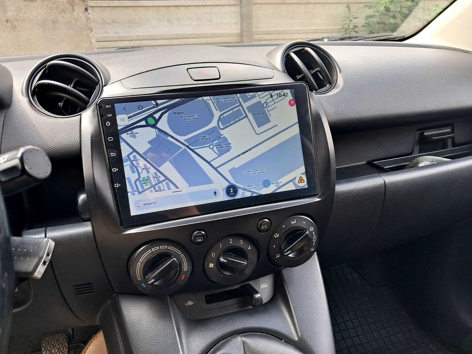 Mazda2,ușoară și agilă,ideală pentru navetă sau oraș