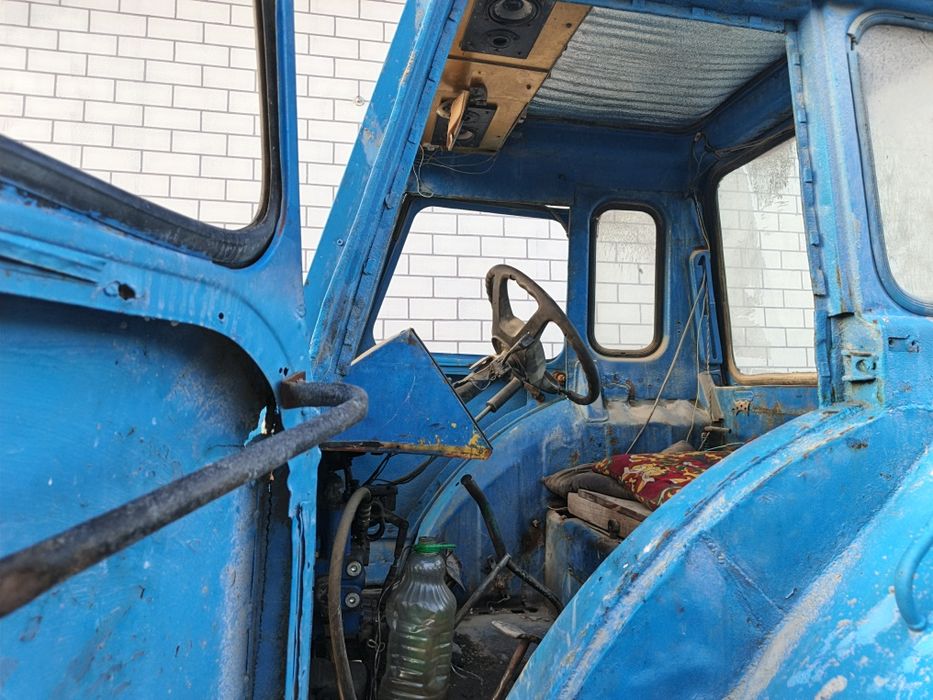 Traktor mtz 80 bartavoy