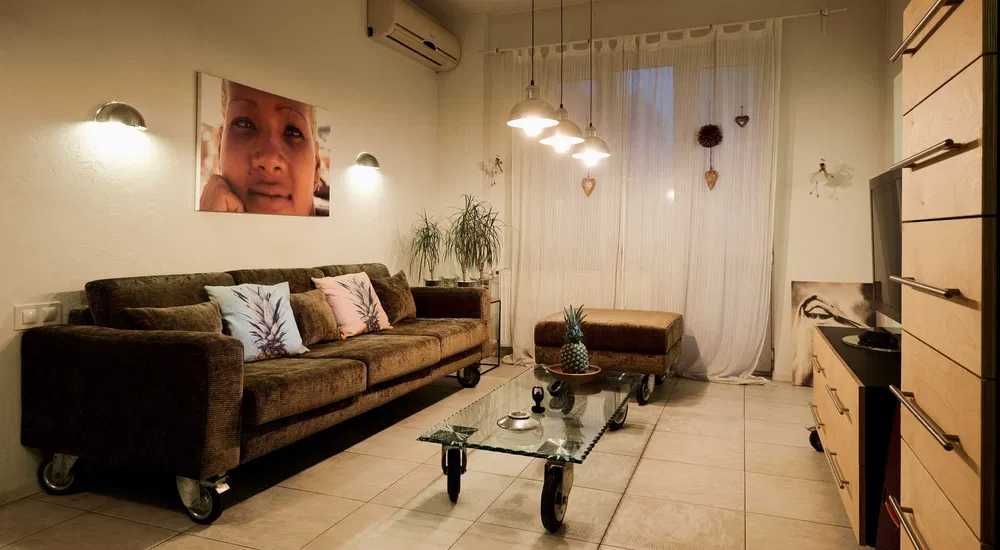 Продава се Едностаен апартамент в София, Център - 50 кв.м за 2570 €/кв.м - Снимка #1