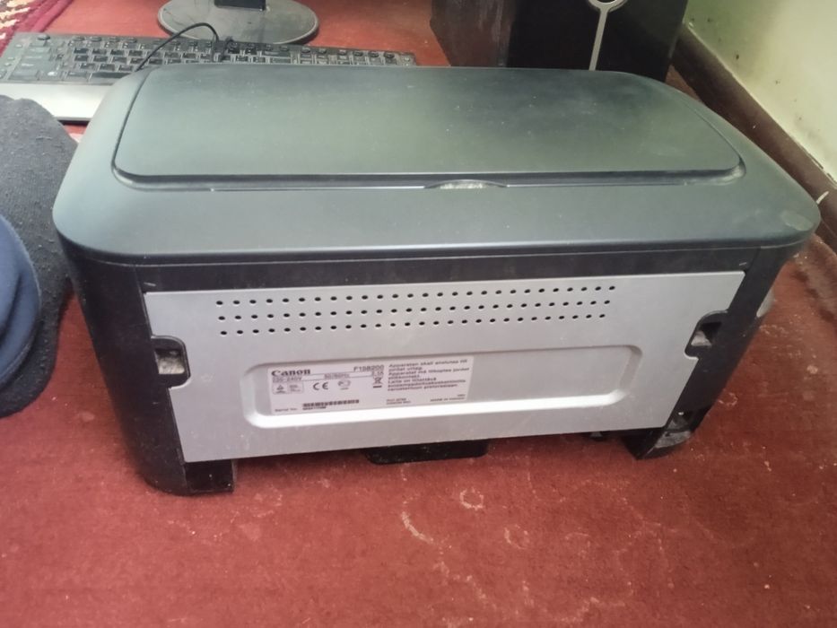 Капютер сатылады принтер менен бахасы келисимли срочно