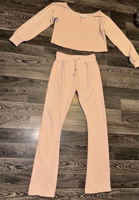 Оргинален дамски анцунг на Адидас