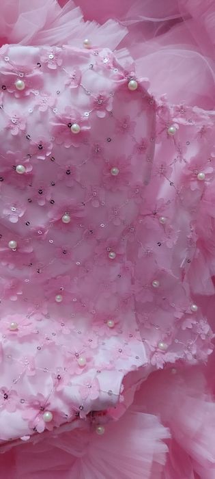 Платье бальное на девочку 5-6 лет