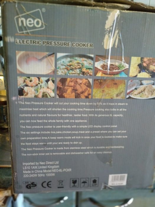 Vând oala sub presiune electrică nouă