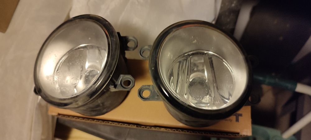 Противотуманные фары Камри 40 45 оригинал