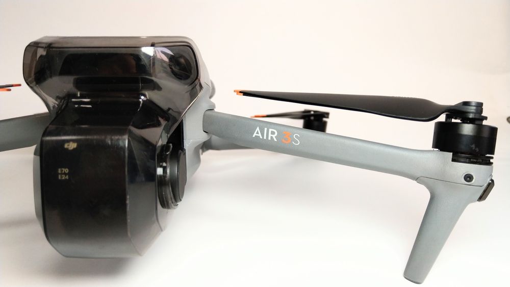 DJI Air3s combo RC2 квадрокоптер