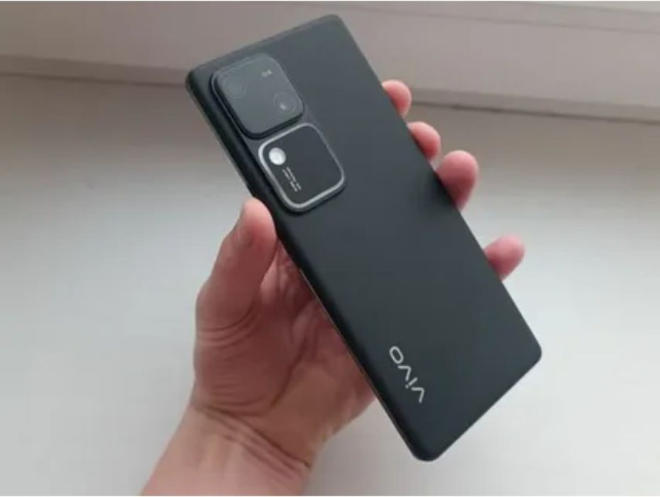 Обмен Vivo v30 12/256