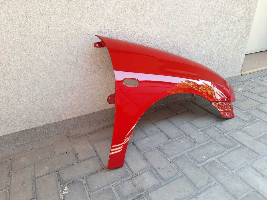 Aripa Fata Dreapta Seat Ibiza 2002-2008 Vopsita Rosu