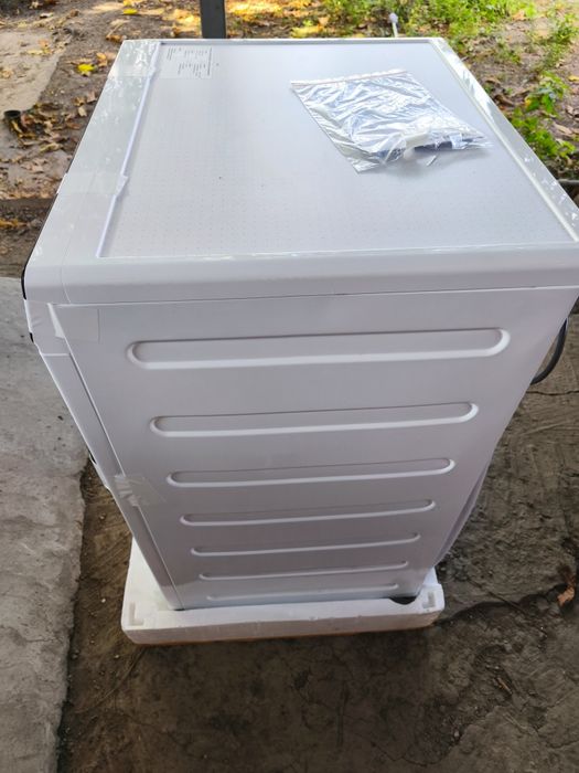 Продам стиральную машину