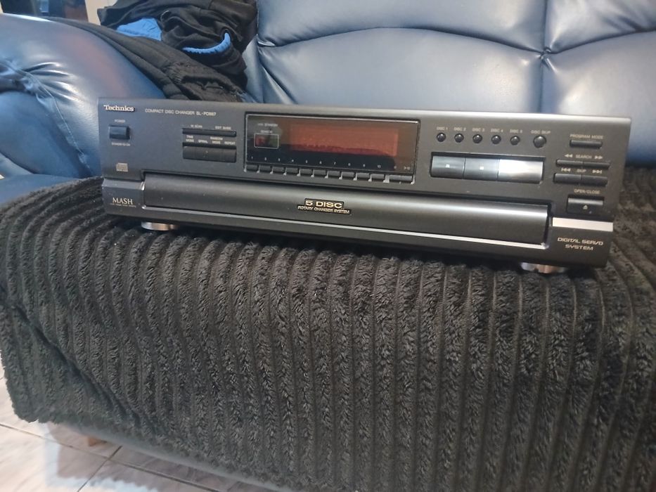 Cd changer technics sl pd 887