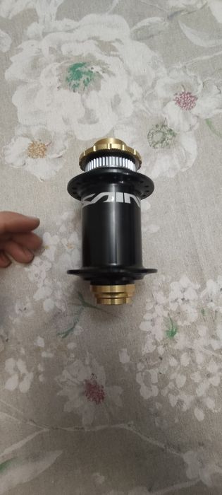 Предна главина SHIMANO SAINT 36H