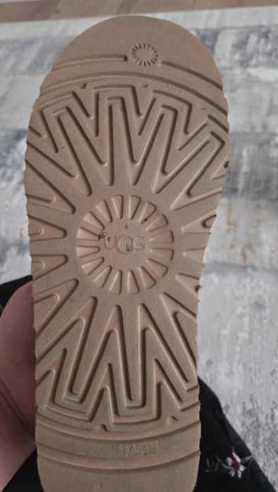 UGG, новая обувь.