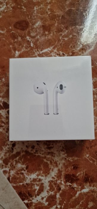 Căști   Airpods.