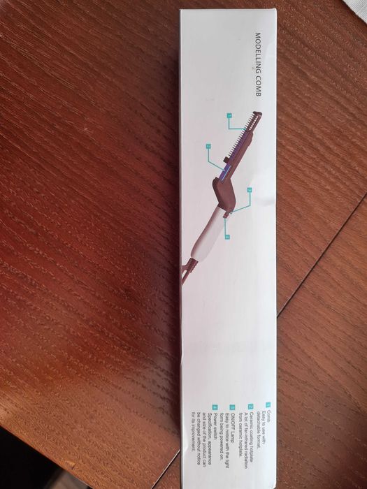 Perie electrică multifuncțională de îndreptat părul și barba