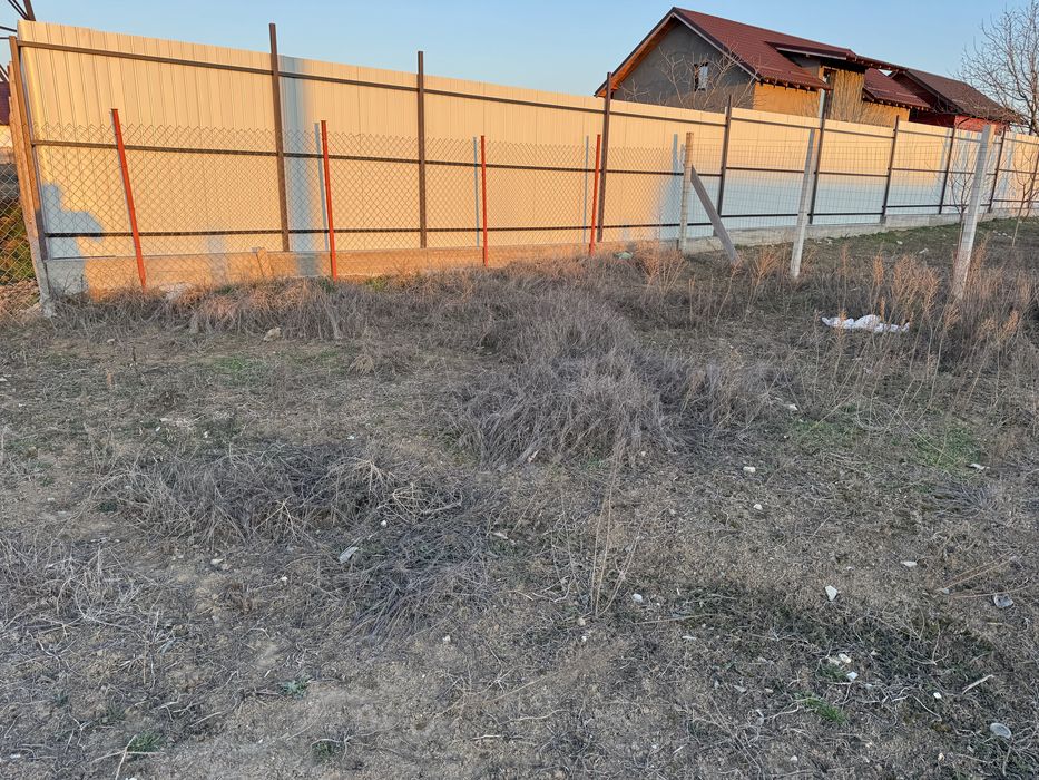 Vand teren intravila in suprafata de 600 mp