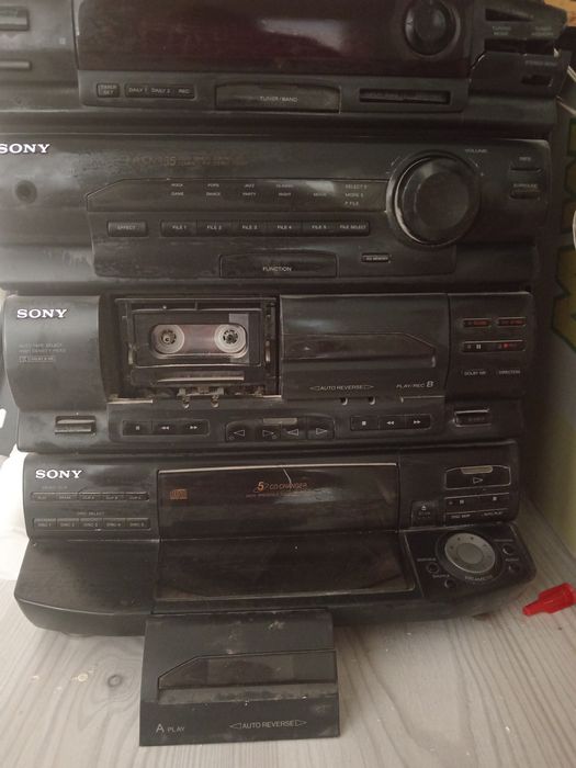 Музыкальный центр