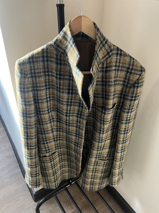 Тонкий шерстяной пиджак