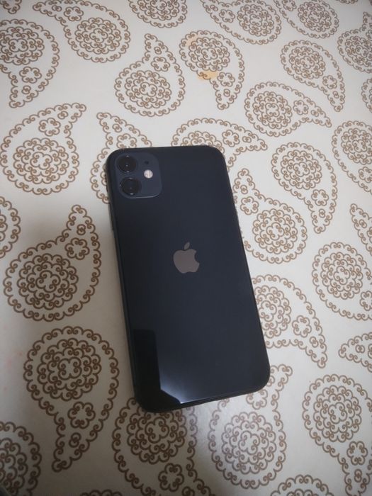 Айфон 11/128 телефон