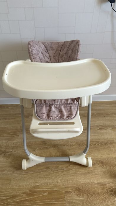 Детский стульчик для кормления