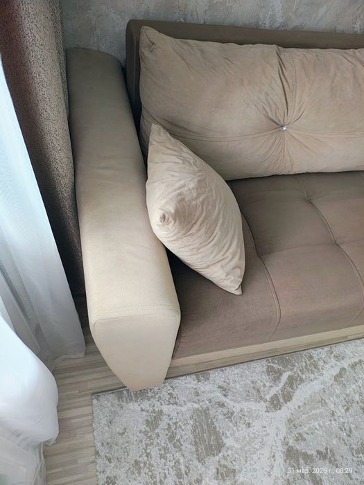 Диван в хорошем состоянии