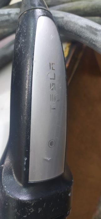 Tesla wall connector 32A станция