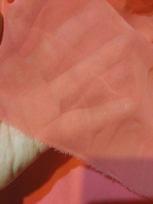 Продается два куска ткани розового цвета