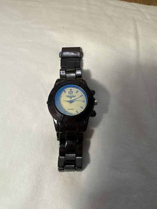 Ceas de mână All Black cu cadran galben-auriu – Stil Sport/Fashion