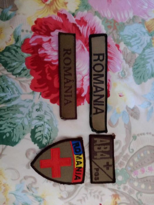 Insemne armata, grupe, embleme