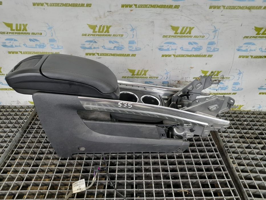 Cotiera consola centrala 13377807 Opel Zafira C [2012 - 2016] 1.6 cdt