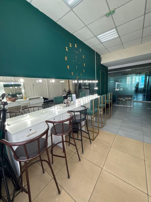 Сдам место для визажиста