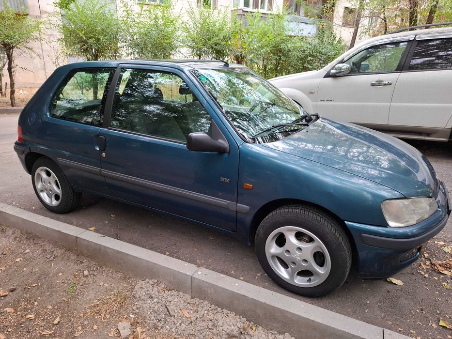 Peugeot 106 в очень хорошем состоянии
