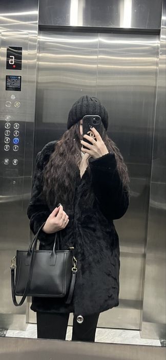 Продам шубку женскую