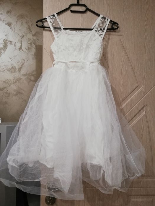 Детски рокли и пола