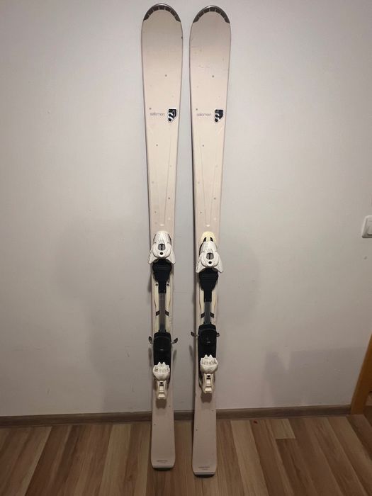 Schiuri Salomon 167 cm – CA NOI, NU sunt de râu/centru de închirieri