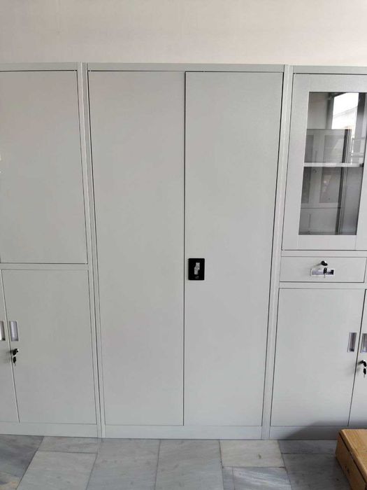 Шкаф для документов / школа / регулируемые полки / безопасный