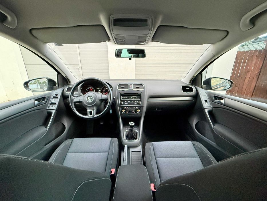 VOLKSWAGEN Golf 2012 — imagine 4