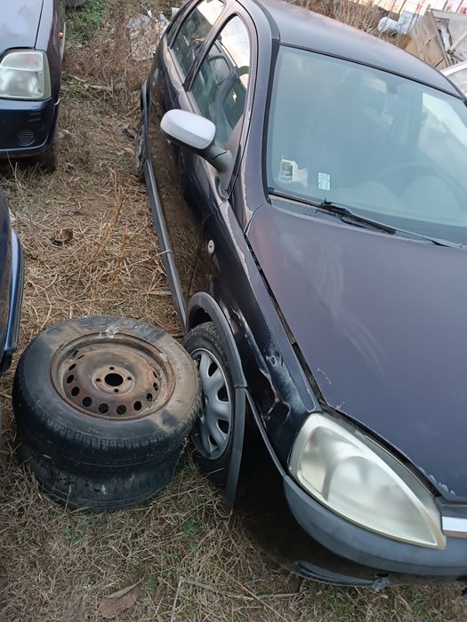 Opel Corsa C 1.7 дизел на Части